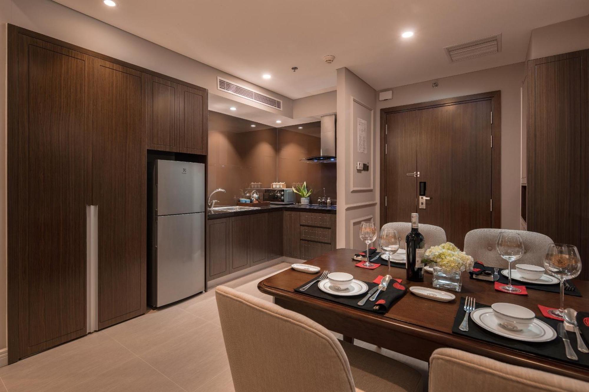 Luxury Apartment - Rooftop Swimming Pool - Beach Front - Hinata Apartment 다낭 외부 사진