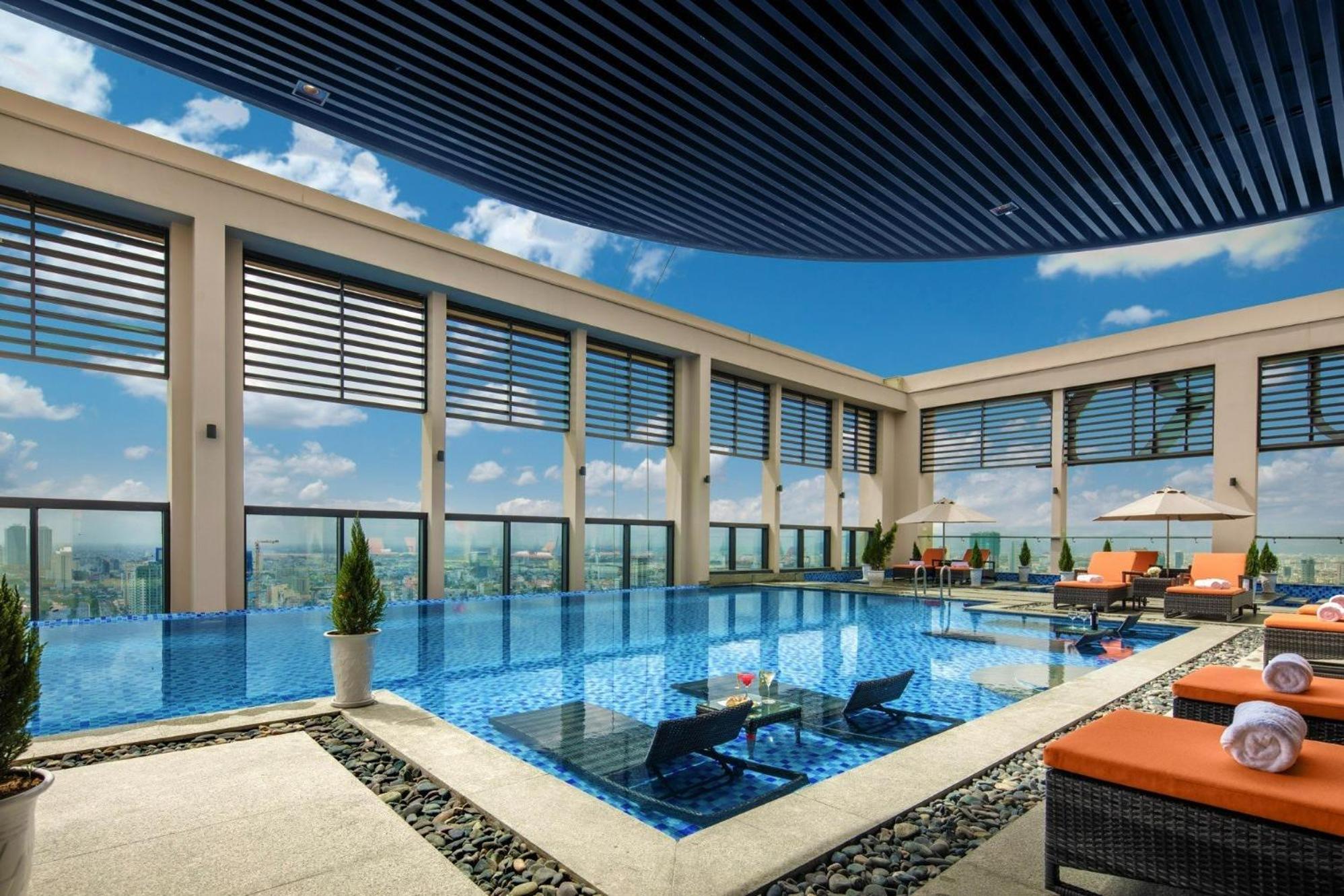 Luxury Apartment - Rooftop Swimming Pool - Beach Front - Hinata Apartment 다낭 외부 사진