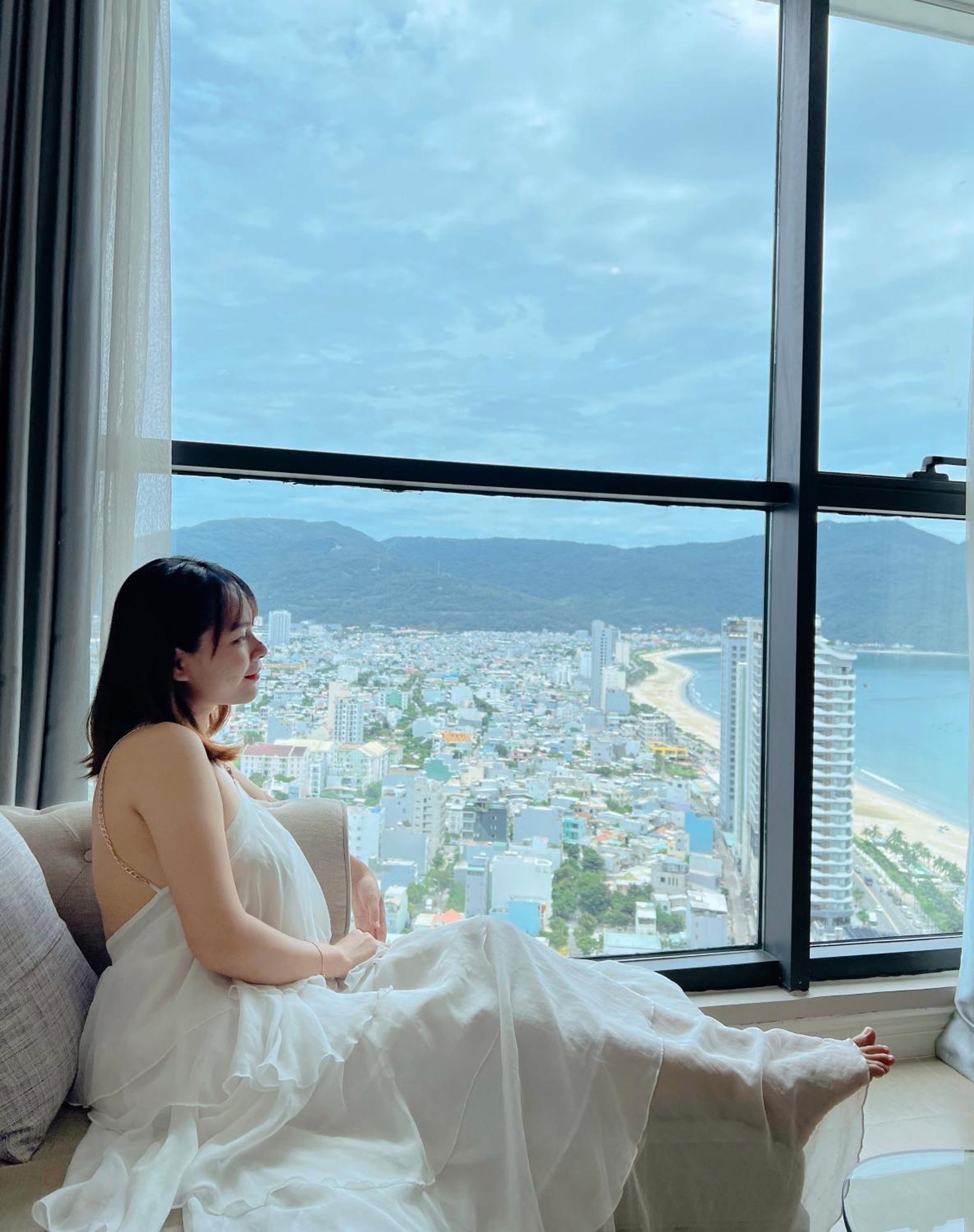 Luxury Apartment - Rooftop Swimming Pool - Beach Front - Hinata Apartment 다낭 외부 사진