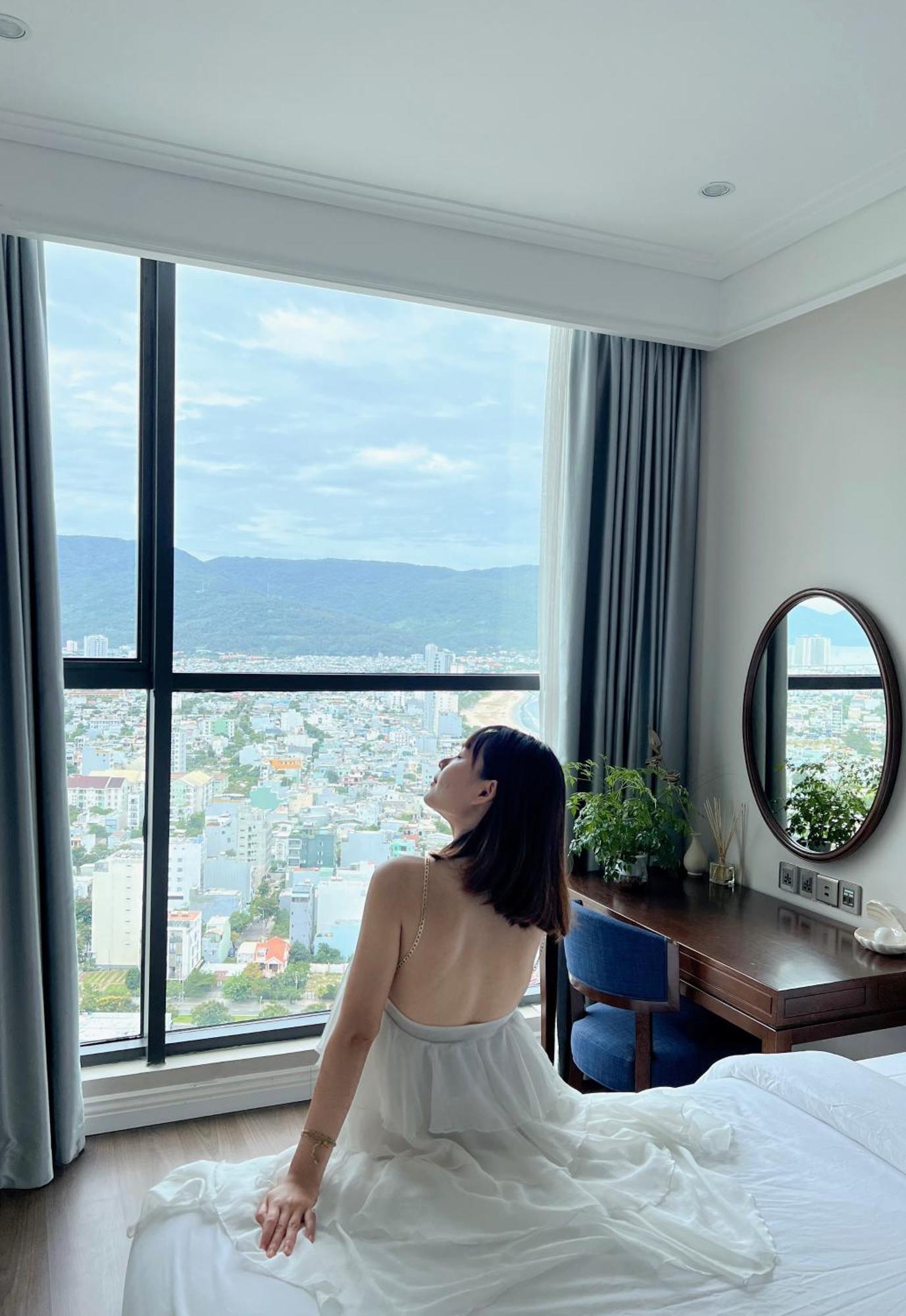Luxury Apartment - Rooftop Swimming Pool - Beach Front - Hinata Apartment 다낭 외부 사진